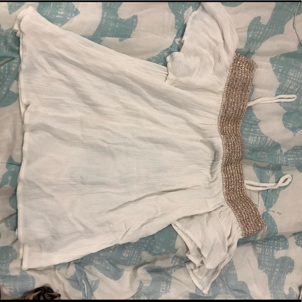 Persaya White off the shoulder top